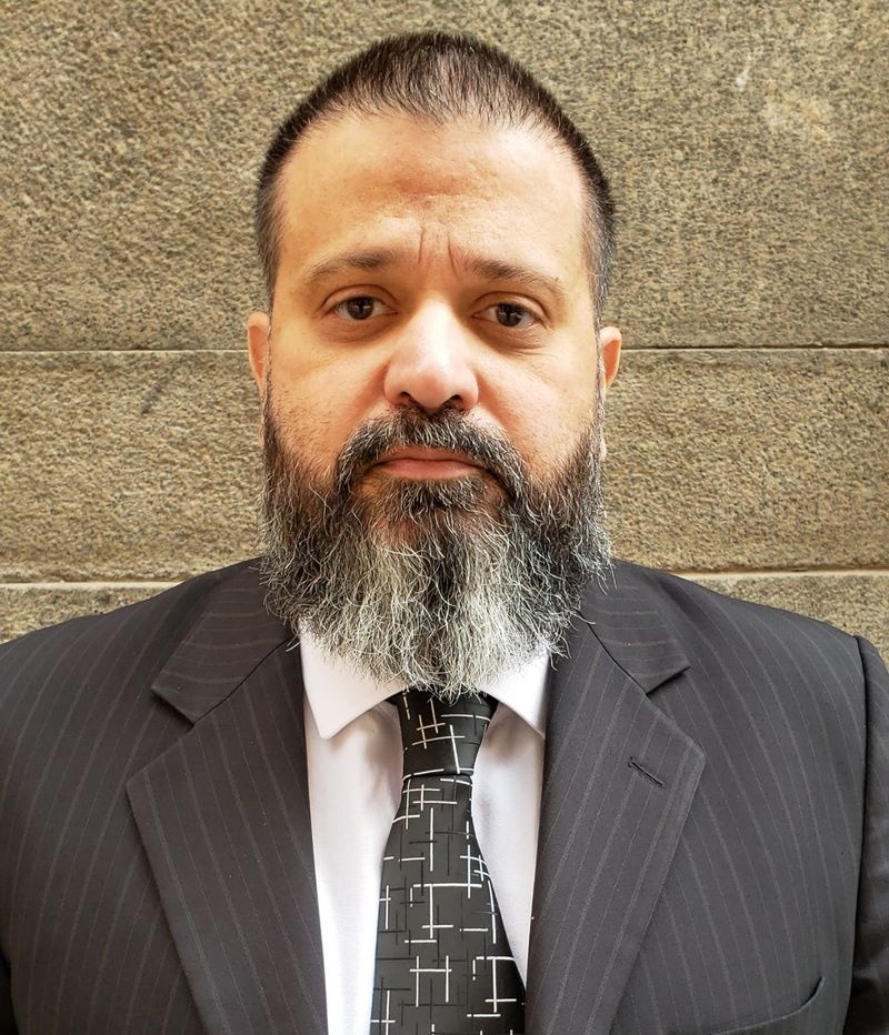 O desmantelamento silencioso da democracia