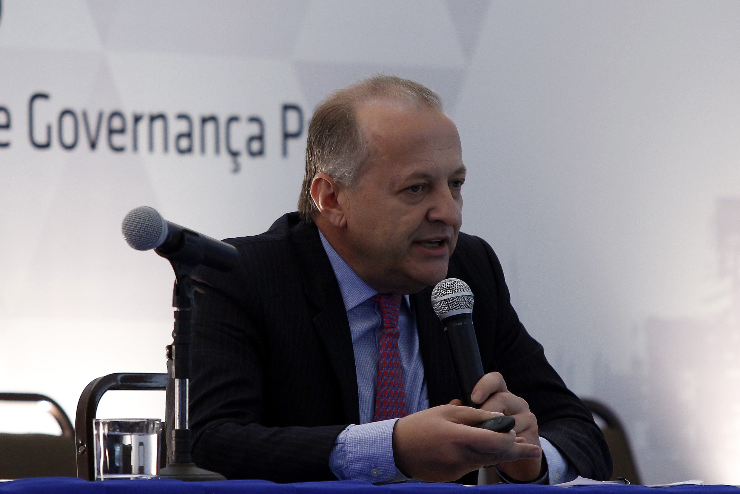 TCE considera grave exigÃªncia de certidÃ£o de dÃ©bitos em licitaÃ§Ã£o de Pivetta