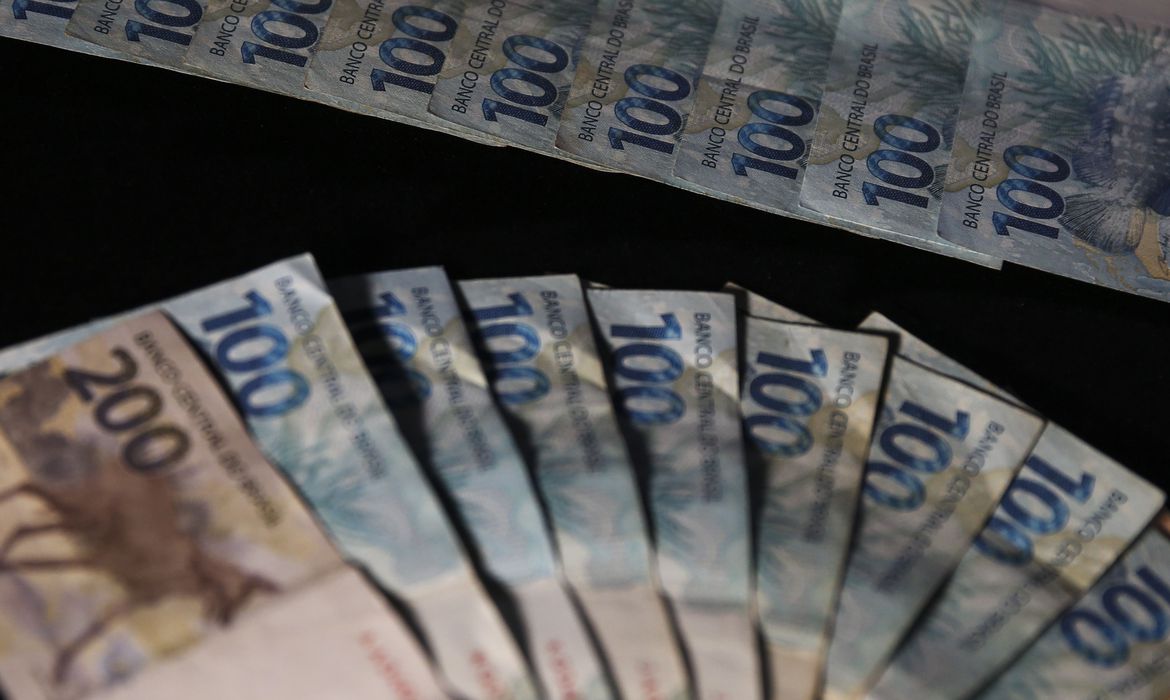 Justiça paga R$ 2,3 bi em atrasados do INSS; veja quem tem direito