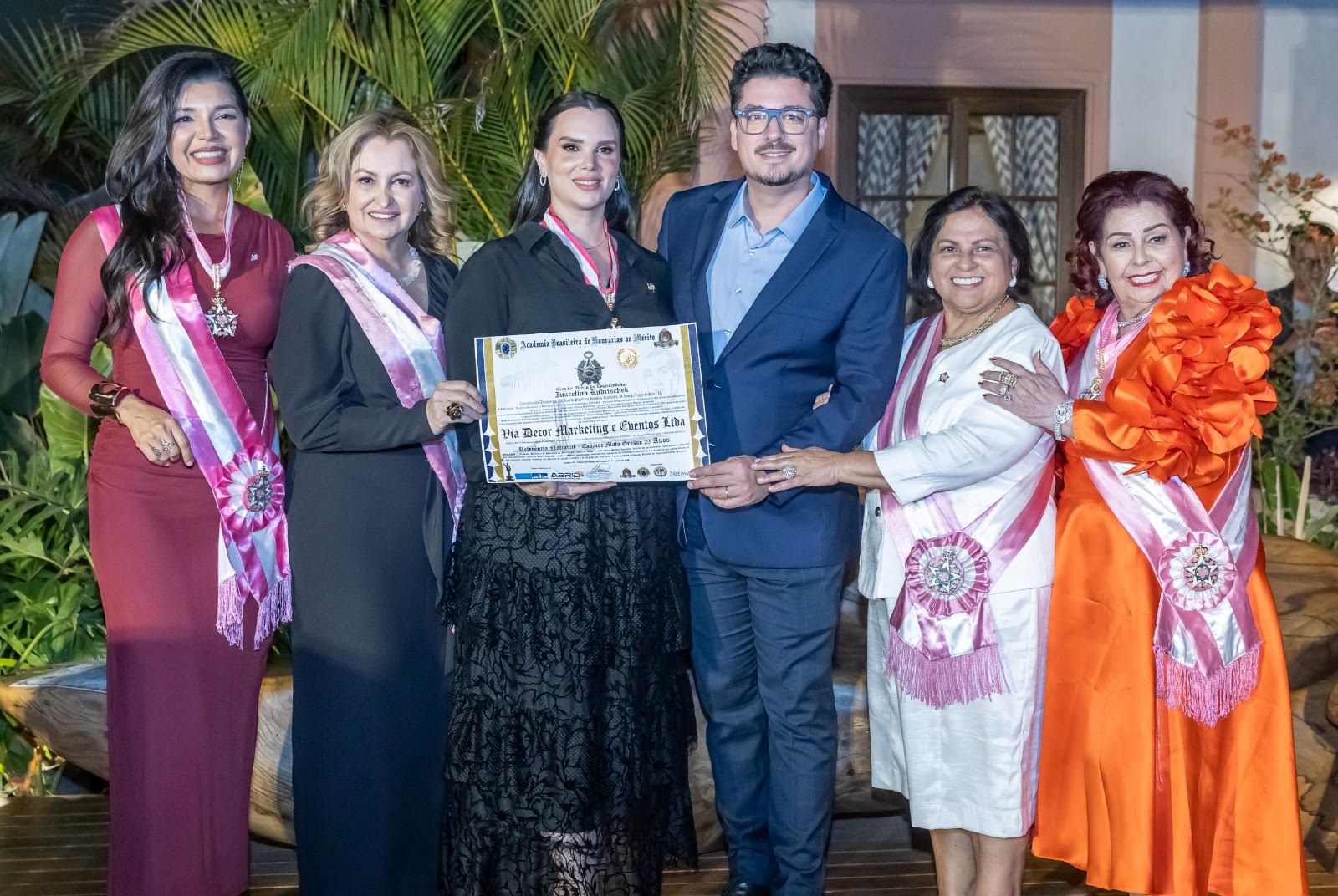 PERSONALIDADES CASACOR - agora é espaço oficial para honrarias JK