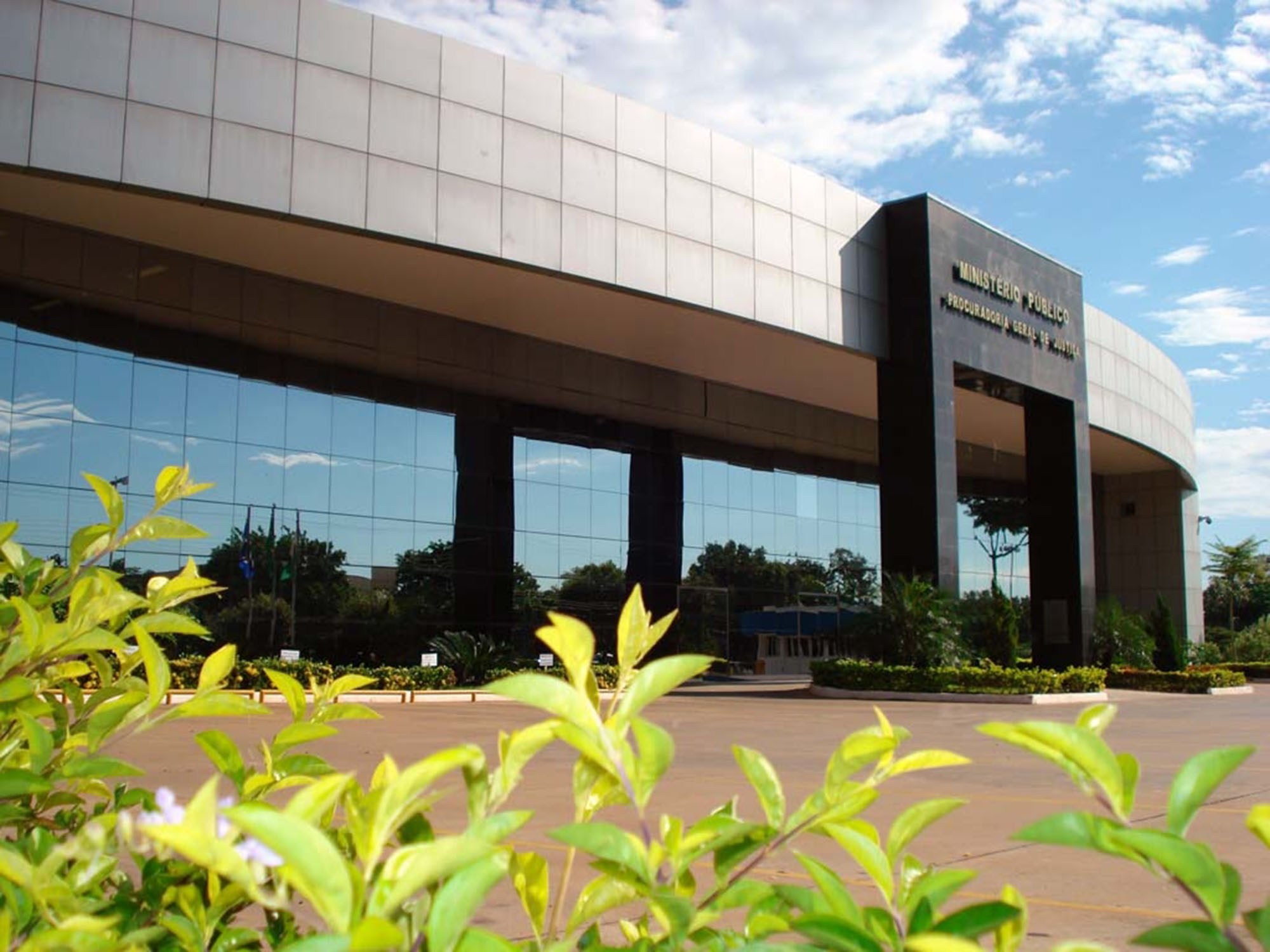 MP: Justiça barra consignados e determina restrições a empresas