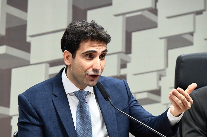 Congresso vai receber 5 ministros e Galípolo nesta semana