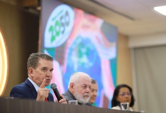 Presidente do TCE revela desperdício de bilhões por prefeituras