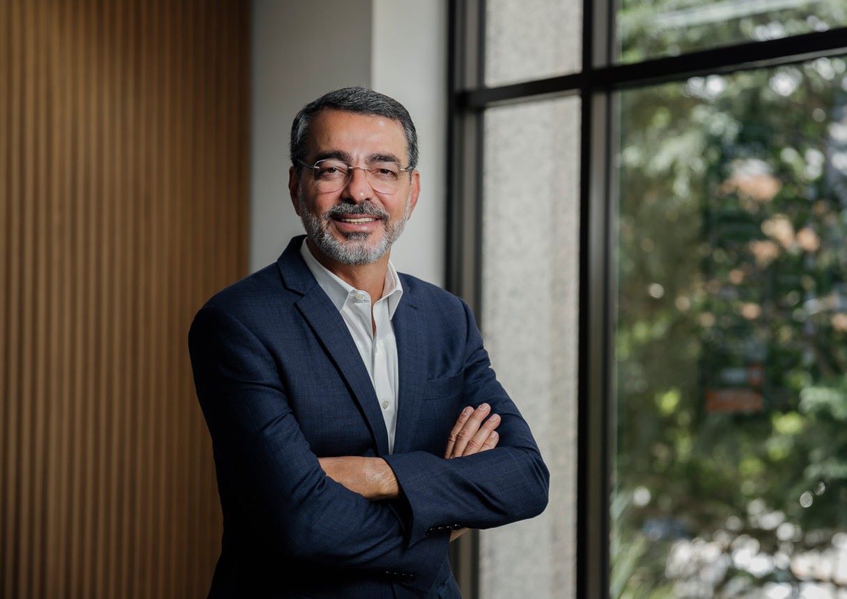 Franchising cresce quase dez vezes mais que a economia brasileira e reforça papel estratégico na geração de negócios