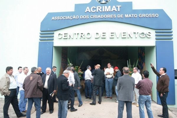 Marco  TÃºlio toma posse como presidente da Acrimat para triÃªnio 2017/2019