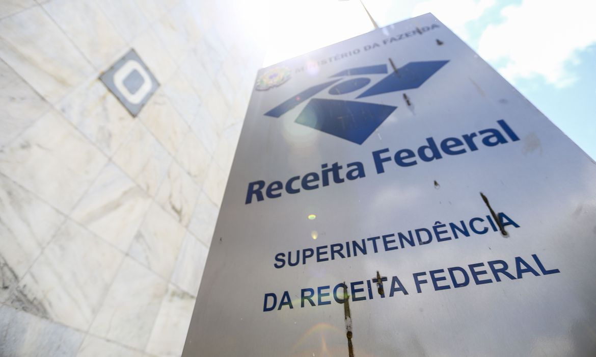 Receita Federal implementa redução linear de incentivos tributários