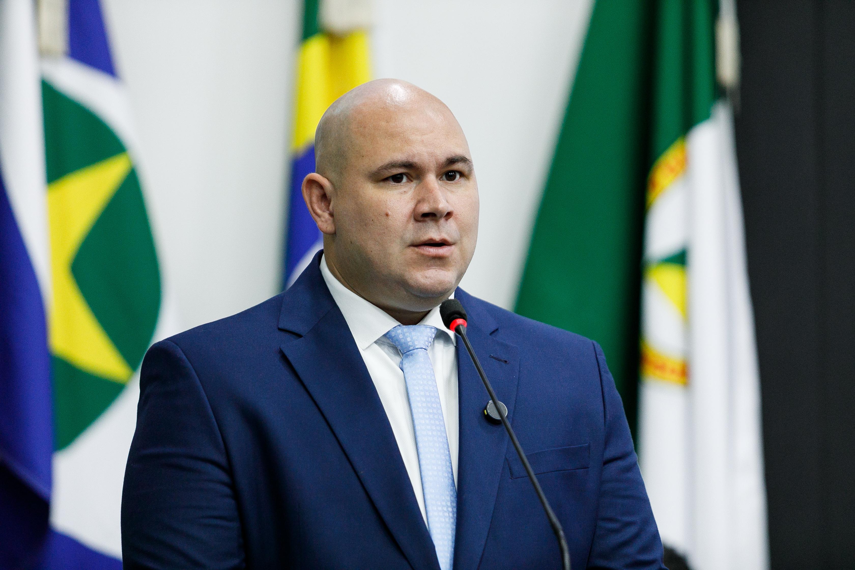 Abilio confirma instalação de câmeras em escolas e creches