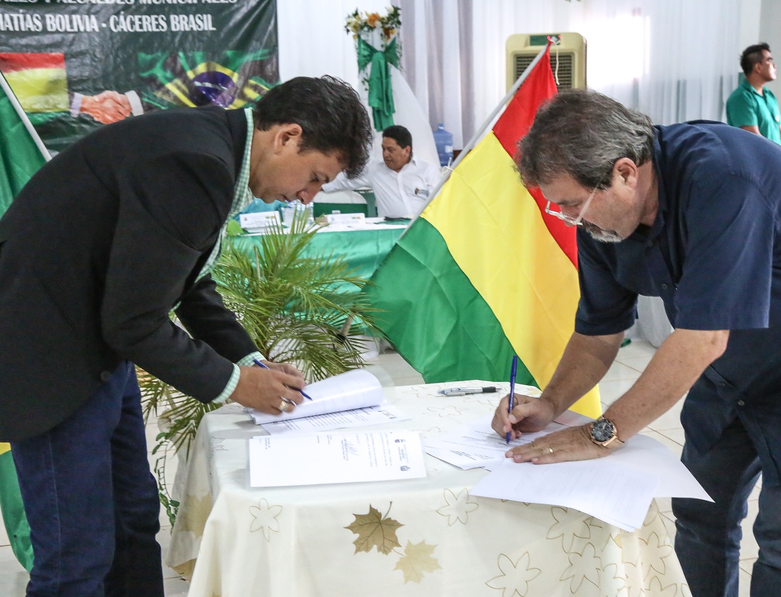 CÃ¡ceres e San Matias assinam protocolo de cooperaÃ§Ã£o bilateral
