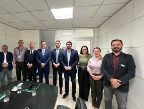 Reunião em Brasília: prefeito confirma avanços sobre VLT