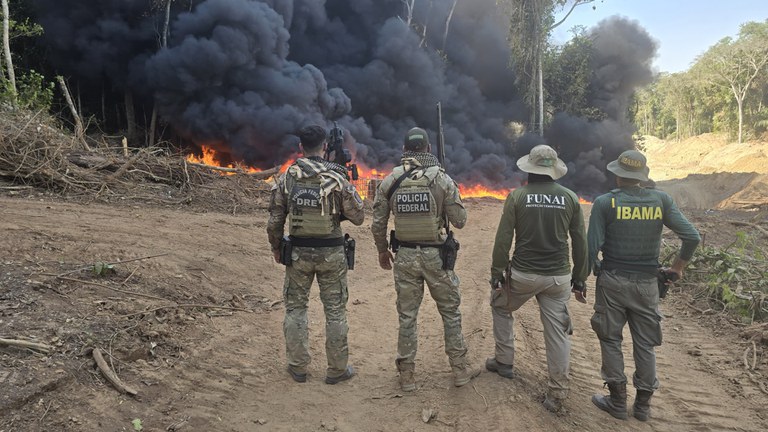 MT: PF deflagra operação contra práticas criminosas em Terra Indígena