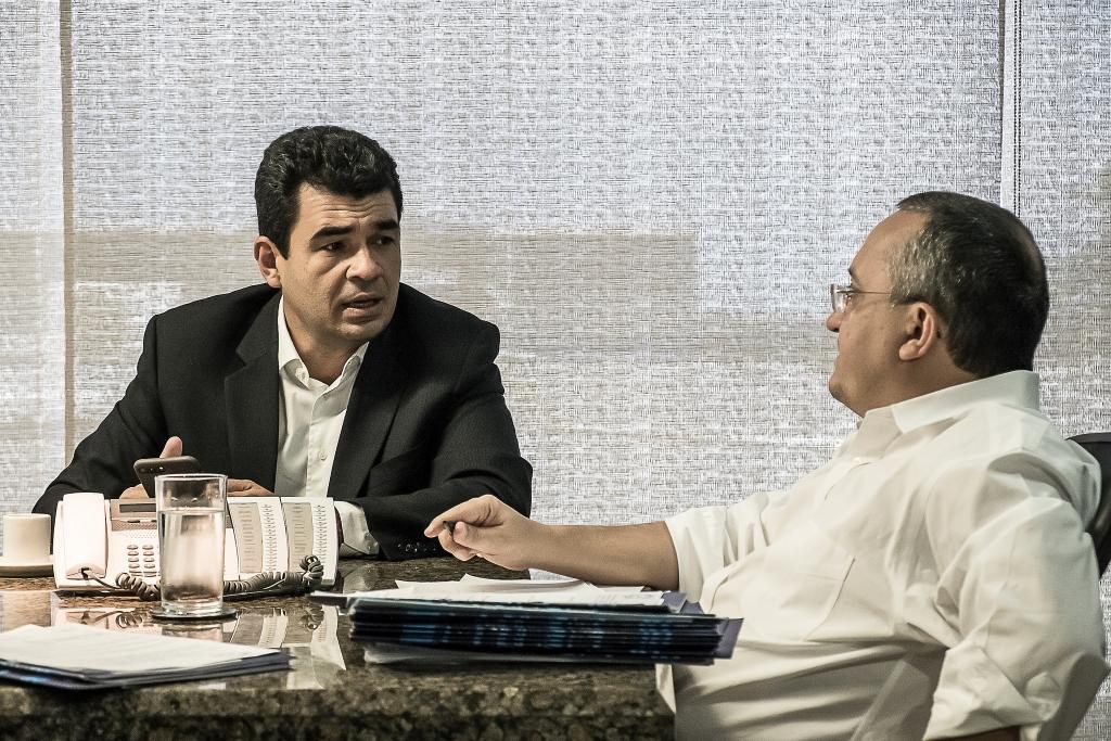 Em reuniÃ£o no PaiaguÃ¡s, Taques confirma pagamento de emendas para Colniza