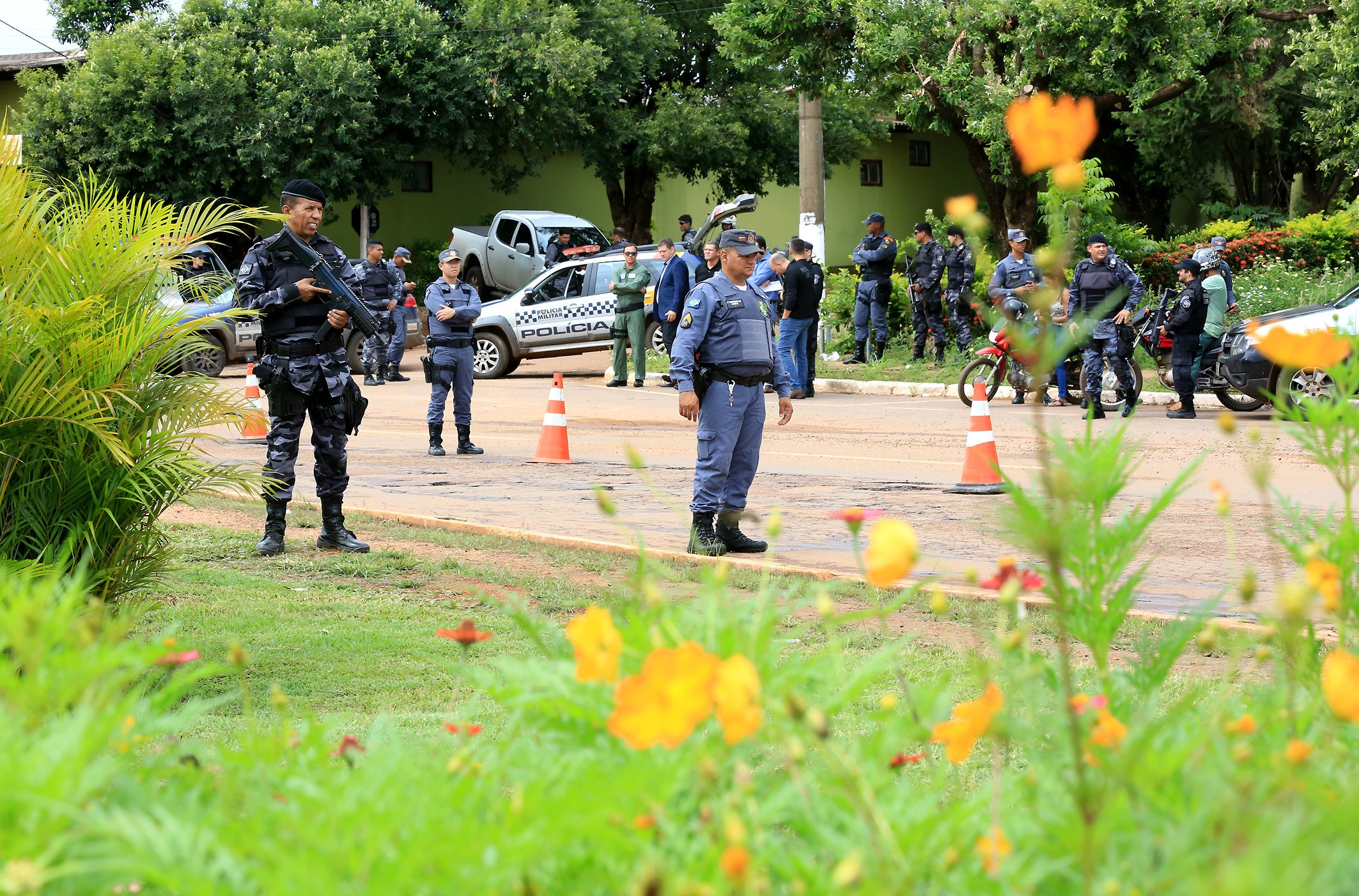 PolÃ­cia intensifica aÃ§Ãµes de seguranÃ§a e lanÃ§a OperaÃ§Ã£o Fim de Ano