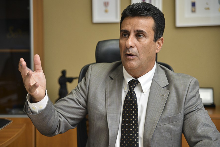 Projeto que cria 13Âº para vereadores de CuiabÃ¡ estÃ¡ sob a mira de Zaque