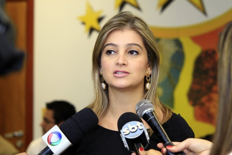 Em nota, Luciane rebate acusaÃ§Ã£o do MP de fraude em licitaÃ§Ã£o