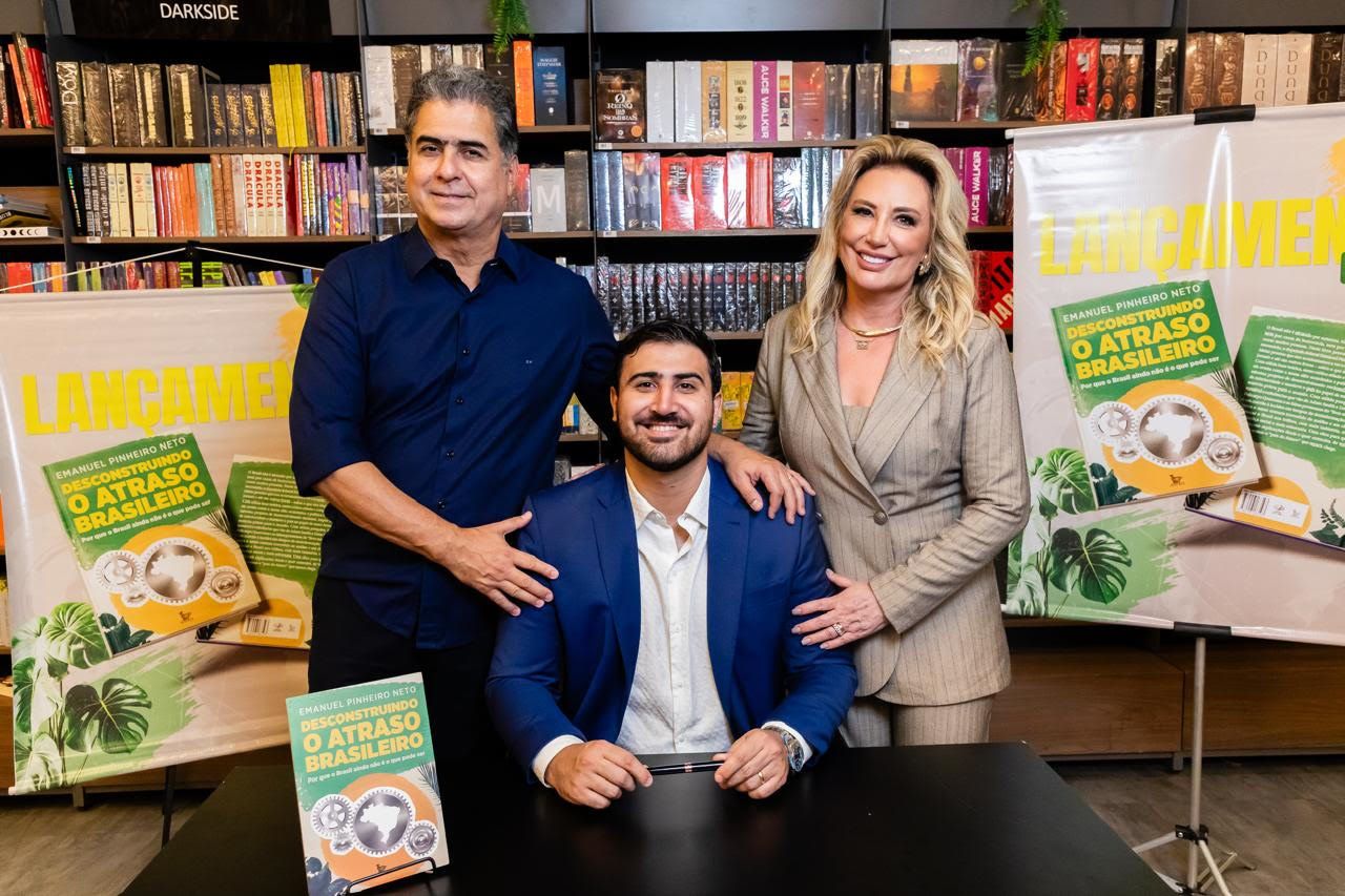 Livro do deputado Emanuelzinho quebra paradigma; evento retrata força política