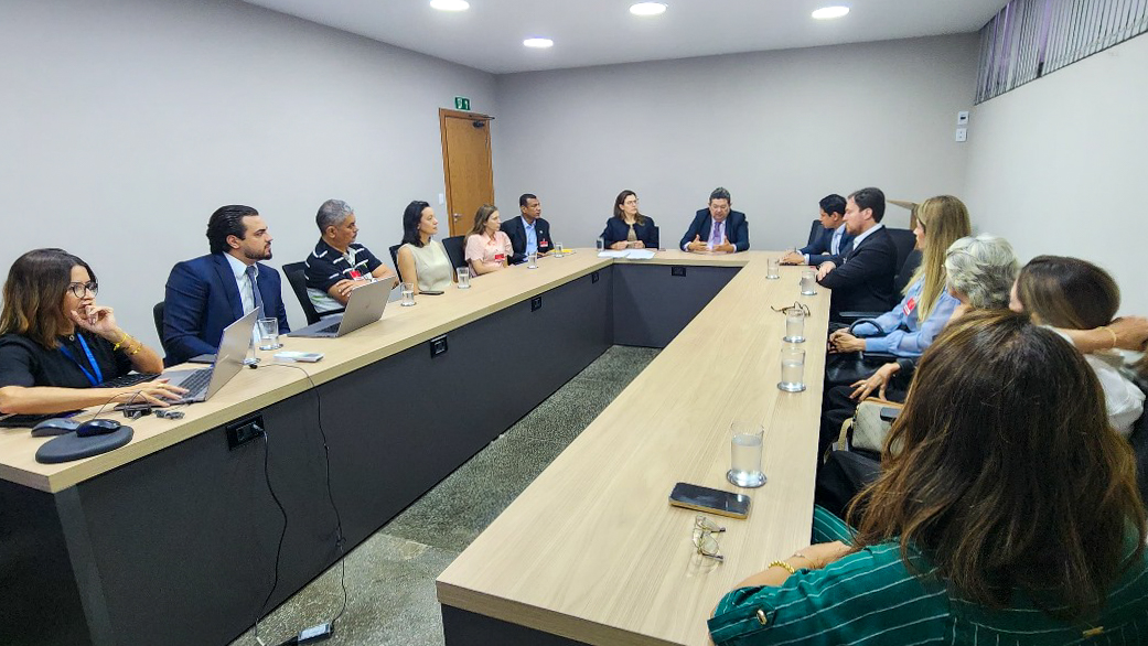 Prefeitura de Várzea Grande busca reforço à regularização fundiária