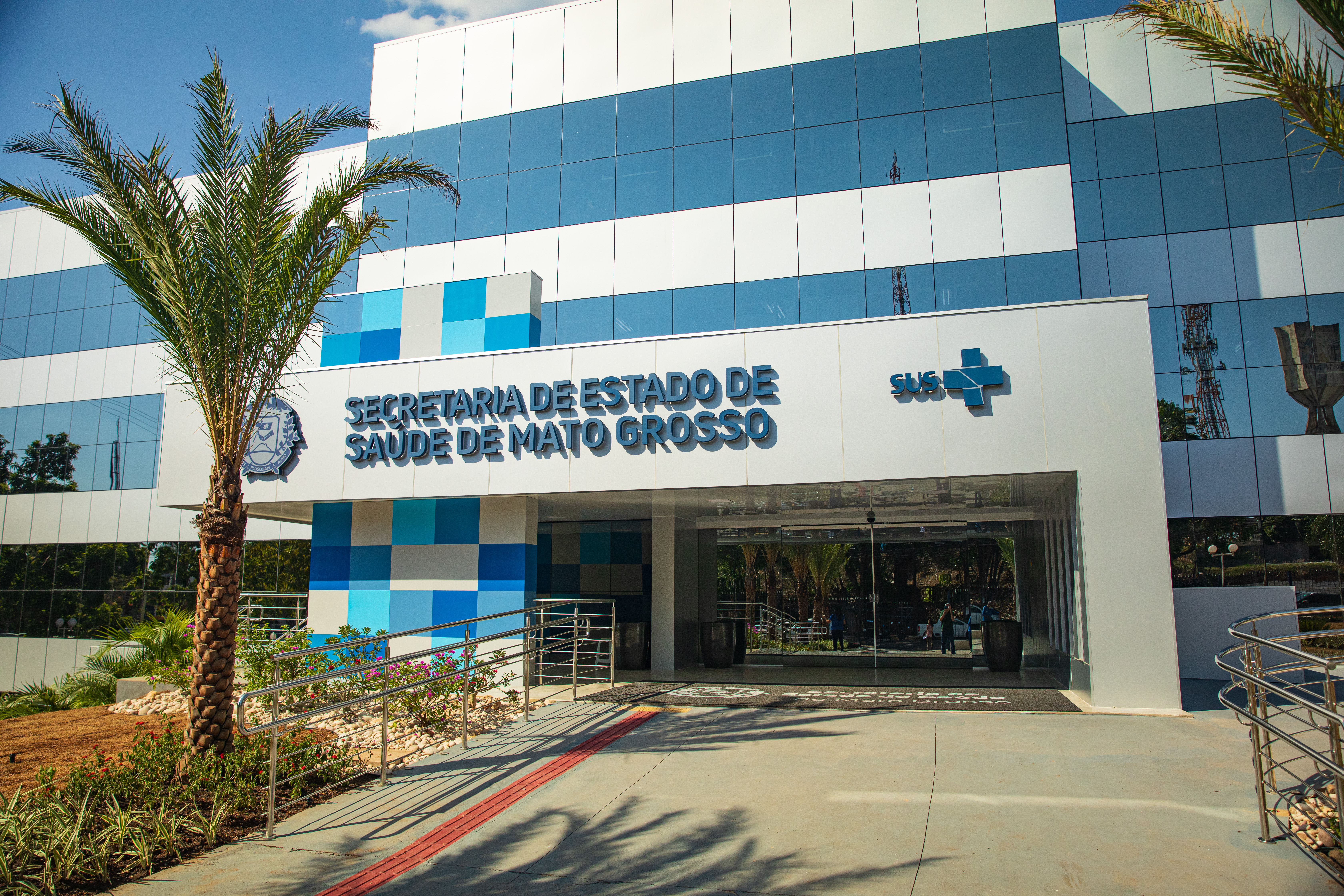 Golpes: Saúde de MT alerta que Hospital não cobra por medicamentos
