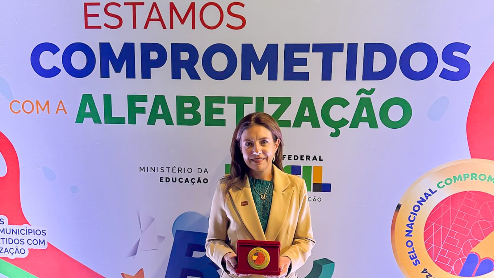 VG - SELO OURO EDUCAÇÃO