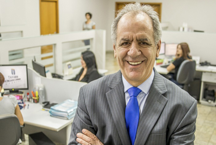 Campanha de arrecadação de roupas usadas segue até quinta-feira, dia 18