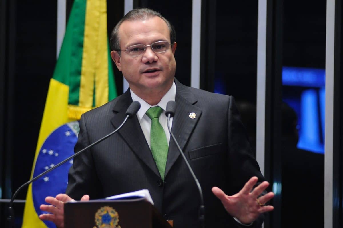 Senador percorre 925 Km de asfalto e reforça importância da concessão da BR-364