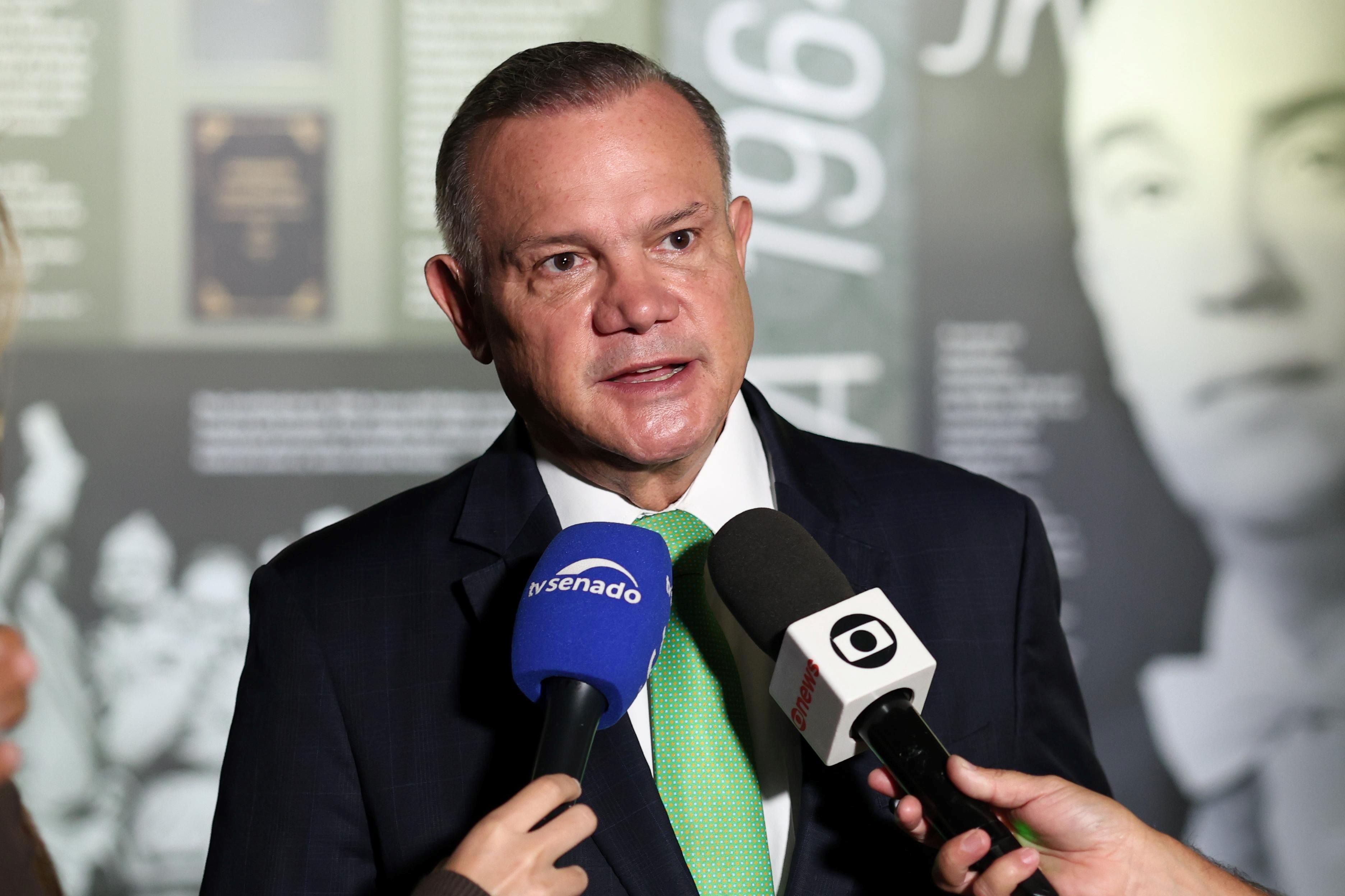 Senador apoia redução da área mínima para parcelamento rural