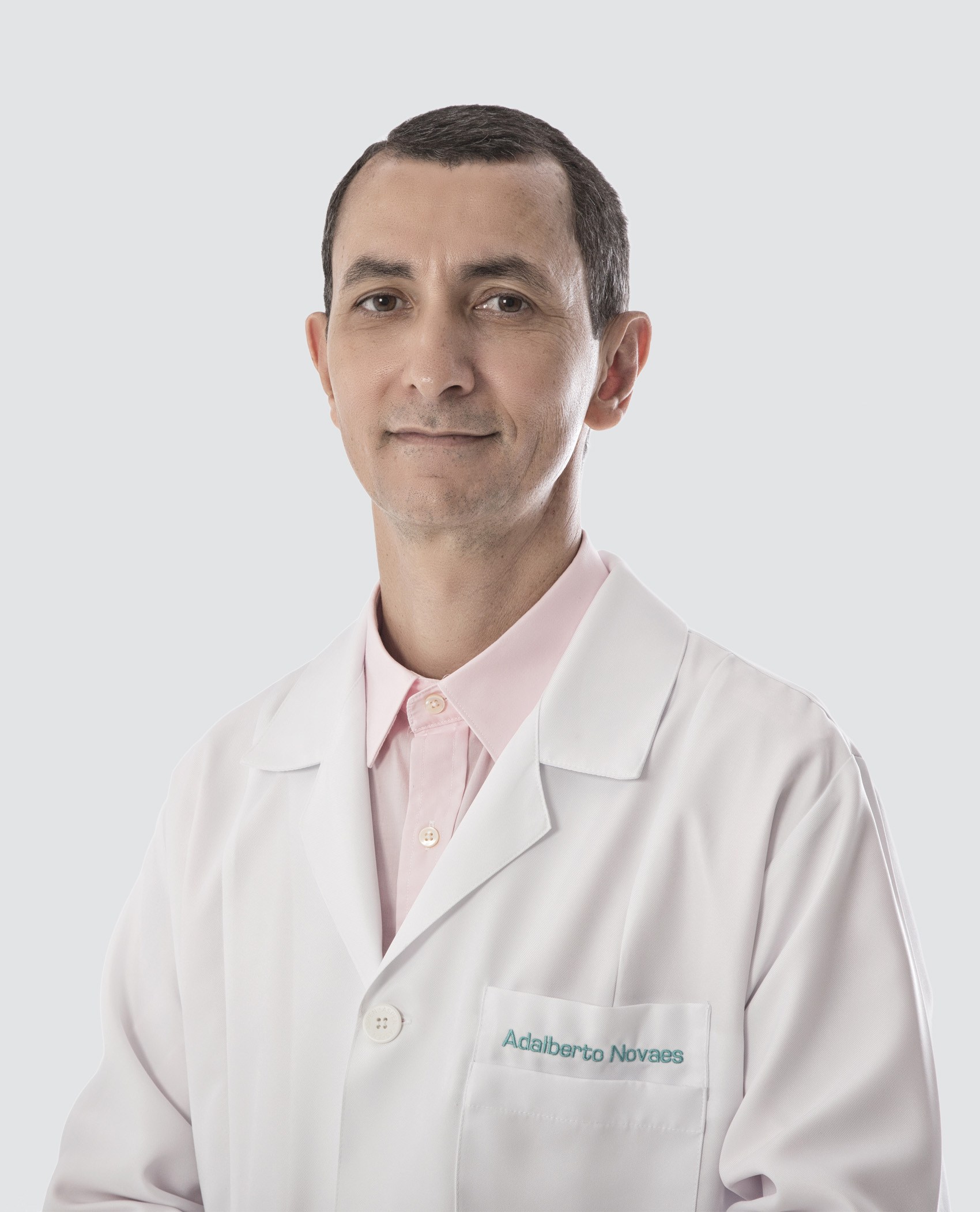 Dr. Adalberto Novaes