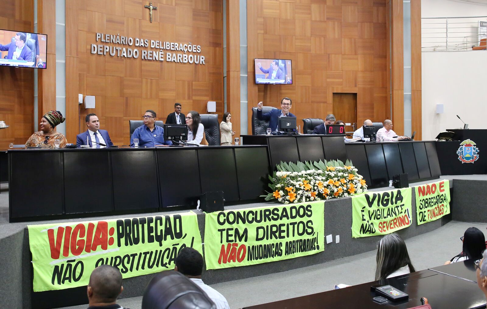 Na AL, profissionais da Educação cobram revogação do aumento da carga de trabalho