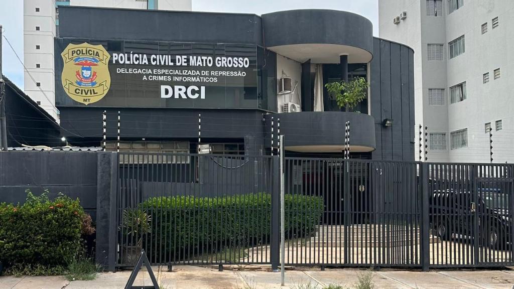 PC derruba esquema de sites falsos e lavagem de dinheiro