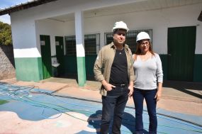  Emanuel anuncia RGA de 3,7% para 9 mil servidores da Educação
