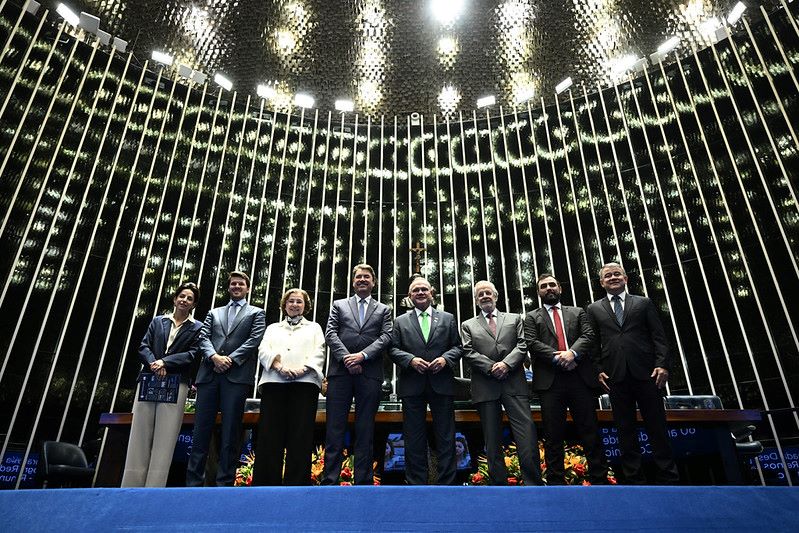 SESSÃO ESPECIAL NO SENADO