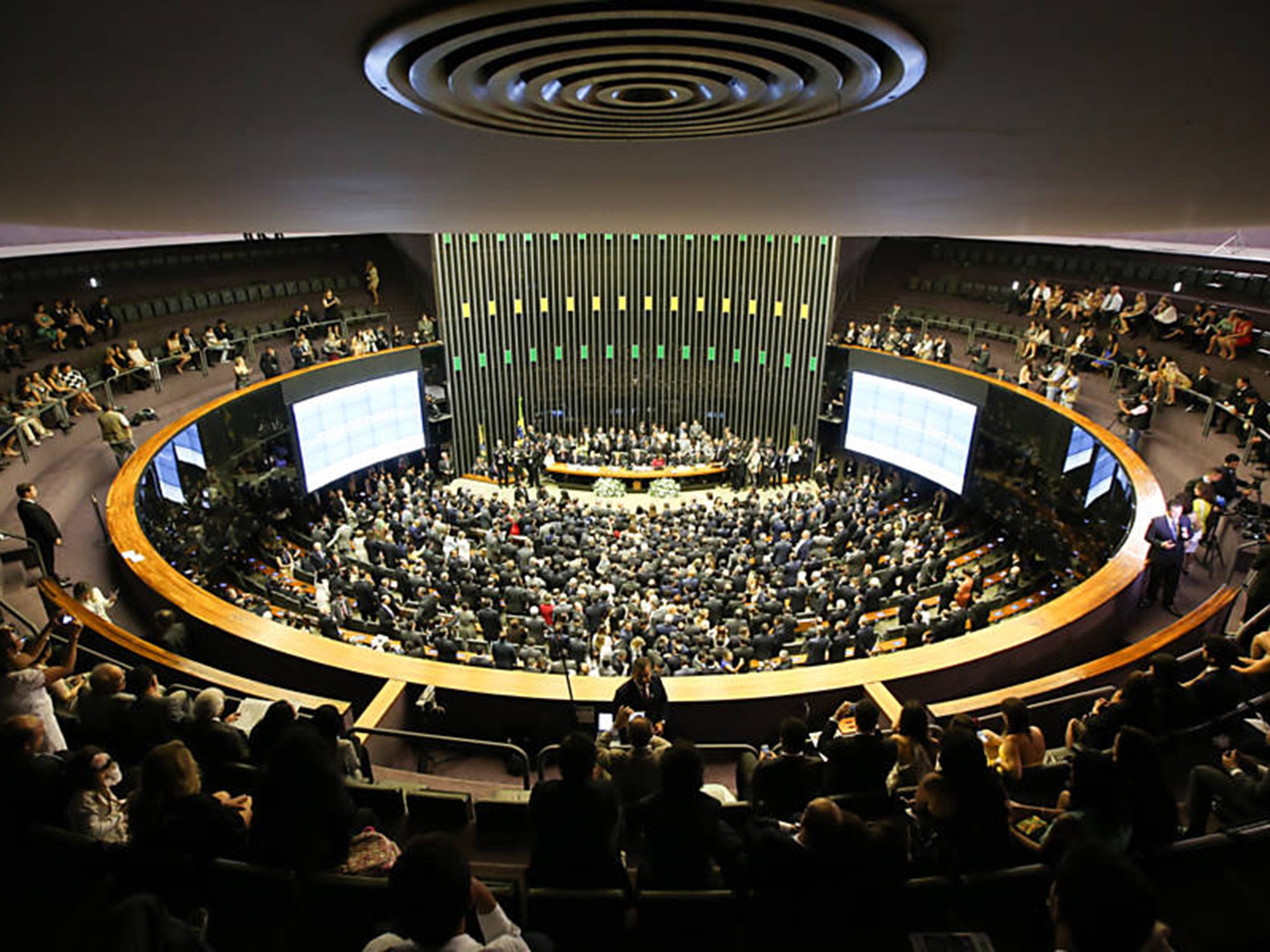 Odebrecht diz ter pago R$ 7 milhÃµes para aprovar medida provisÃ³ria no Congresso