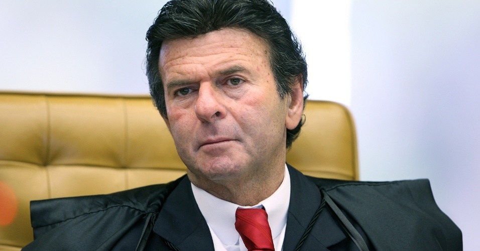 Luiz Fux diz que decisÃ£o do STF sobre afastamento de AÃ©cio deve prevalecer