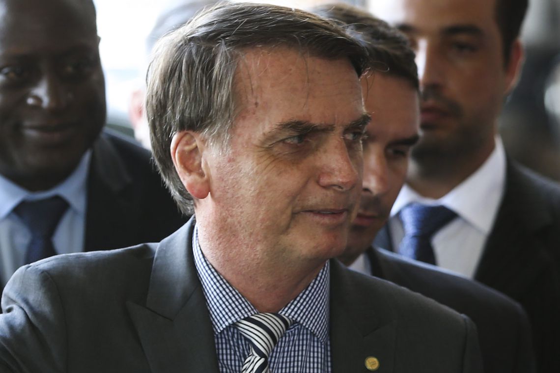 Médico diz que problema de Bolsonaro não está 100% resolvido