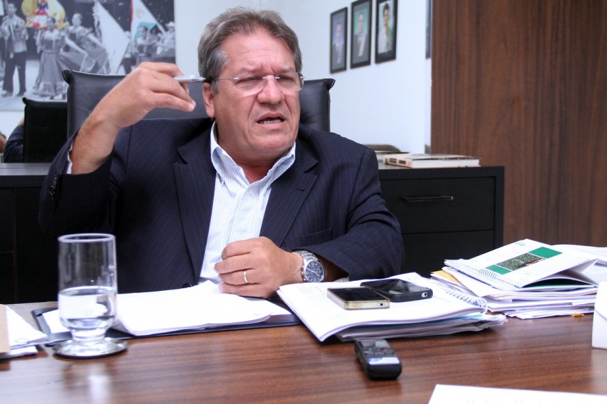 Bloco da oposiÃ§Ã£o articula tomada de poder em VÃ¡rzea Grande