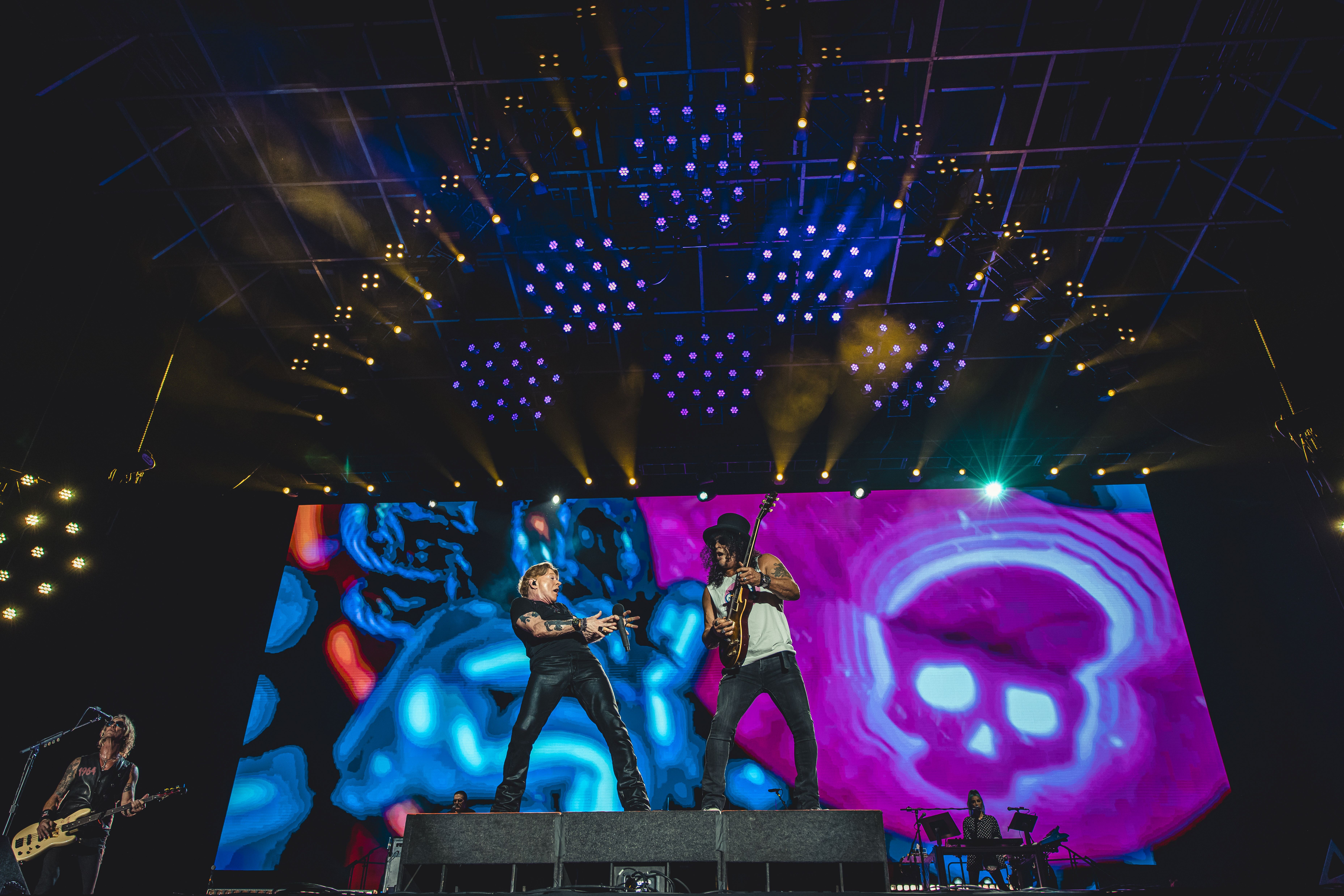 Guns N' Roses faz show histórico em Cuiabá e emociona 40 mil pessoas 