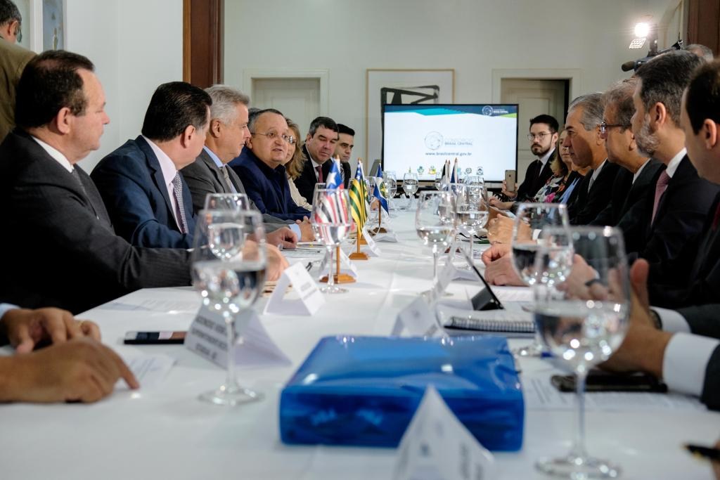 Taques Ã© eleito novo presidente do ConsÃ³rcio Brasil Central 