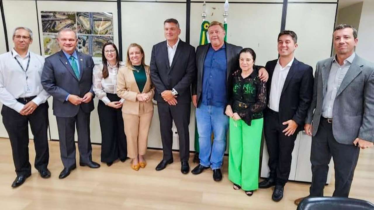 VG busca recursos: novo plano de ação no Ministério das Cidades