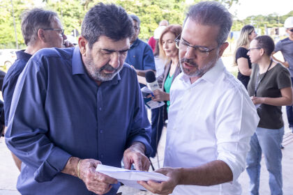 Deputados lembram desafio da Saúde e destacam esforços para avançar