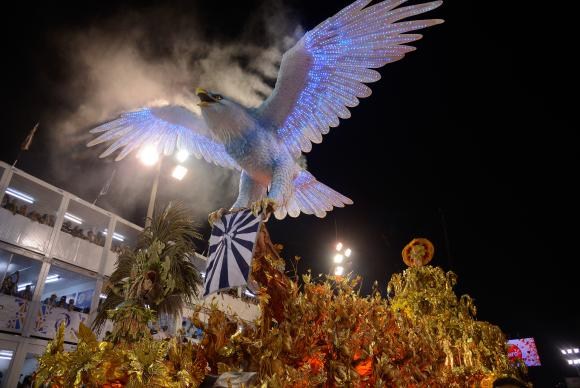 Escola da samba Portela Ã© a campeÃ£ do carnaval do Rio 