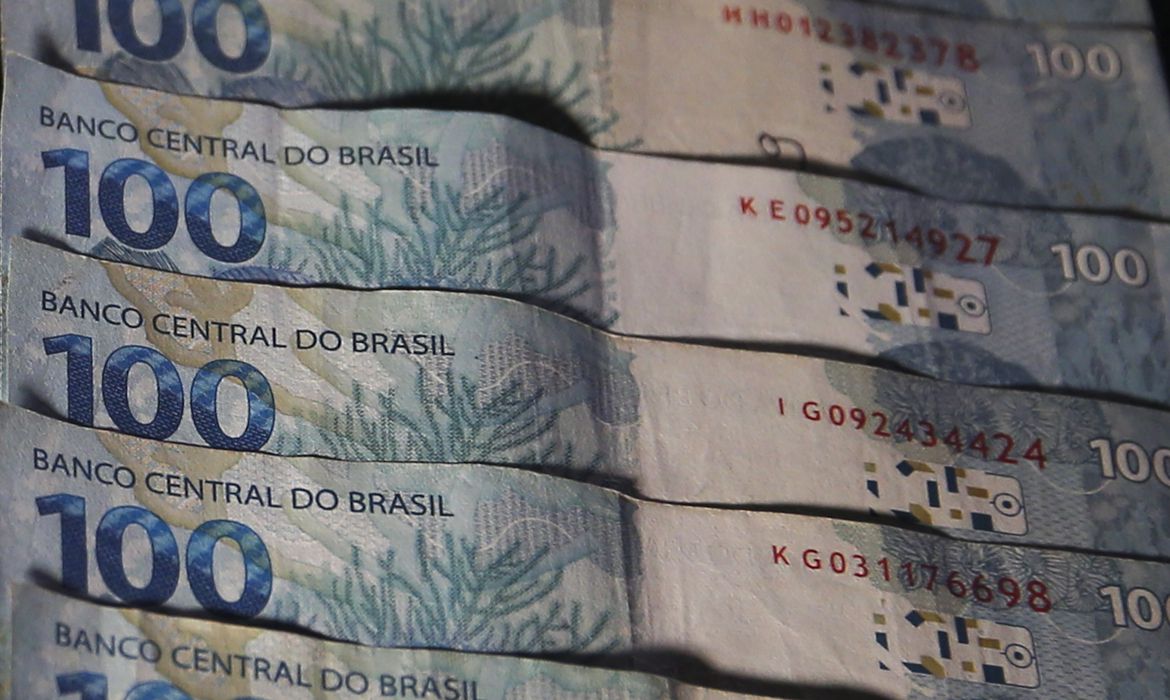 Poupança: saques superam depósitos em R$ 39,3 bilhões no semestre