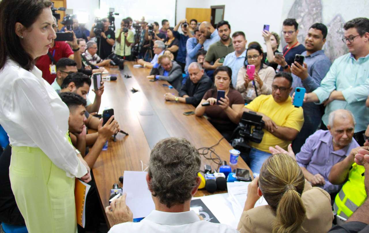 Prefeita de VG critica gestão de Kalil e destaca mapa de avanços  