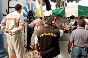 FiscalizaÃ§Ã£o combate ligaÃ§Ãµes clandestinas de energia em CuiabÃ¡