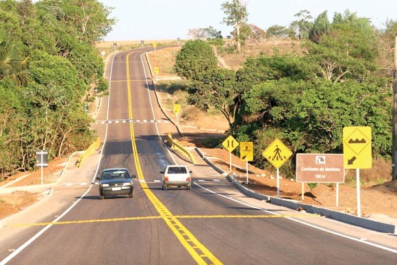 Dnit lanÃ§a edital para obra na BR-364 e anuncia investimento de R$ 30 mi