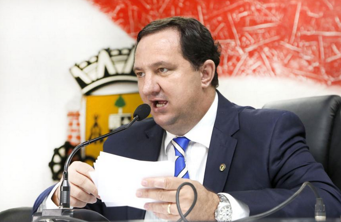 83% dos imÃ³veis de VÃ¡rzea Grande nÃ£o tÃªm escritura, aponta deputado
