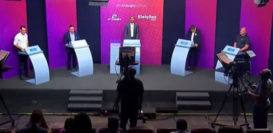 É um momento que não é para gente que vive fazendo demagogia, dispara Botelho