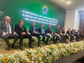 Prefeito Emanuel pede a três ministros apoio para maximizar recursos