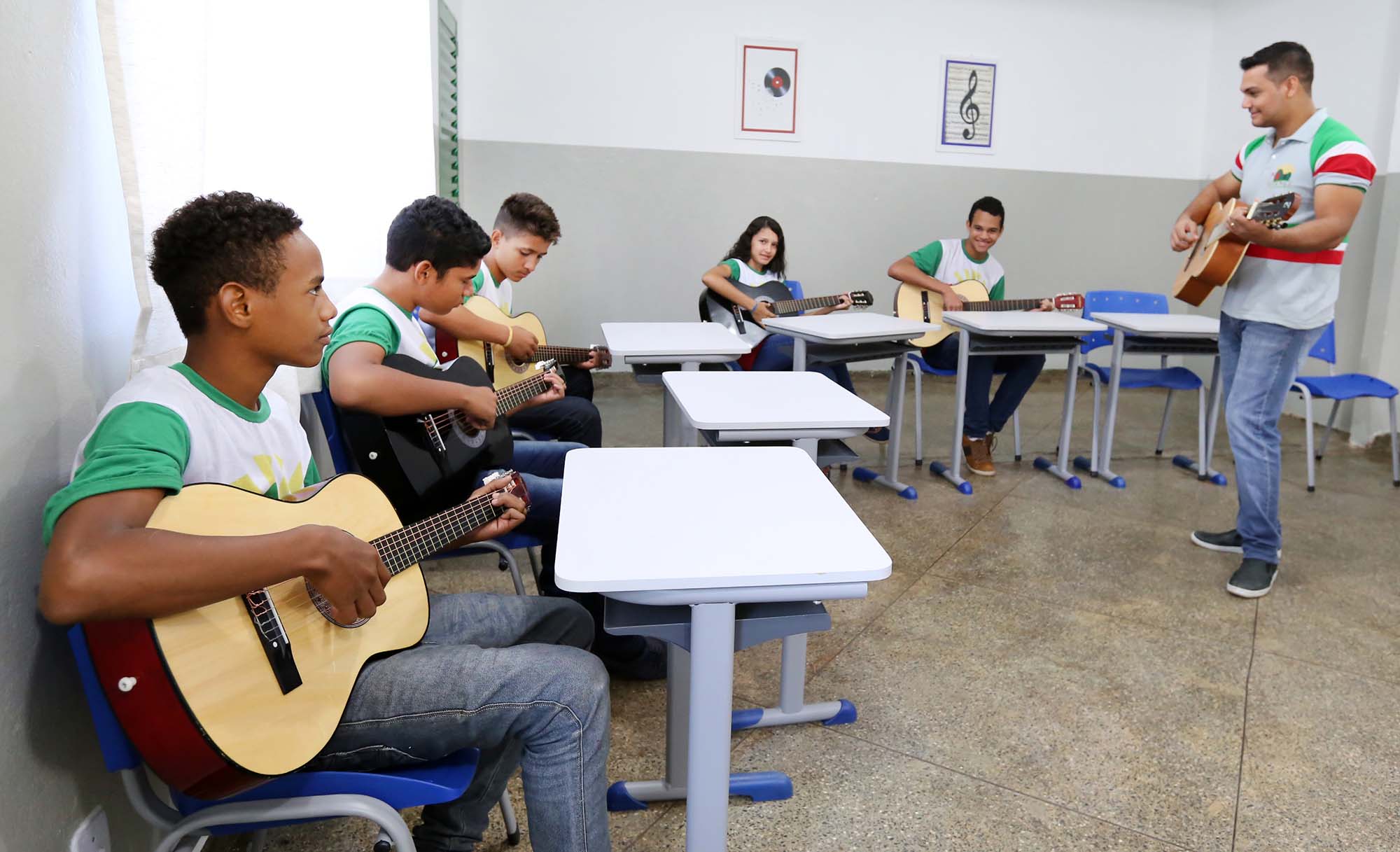 Caderno 2: Várzea Grande abre inscrições para crianças e jovens 