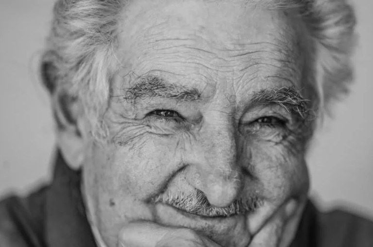 MINC - NOTA DE PESAR: PEPE MUJICA